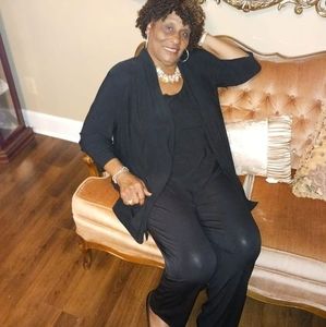 Meet your Posher, Annie